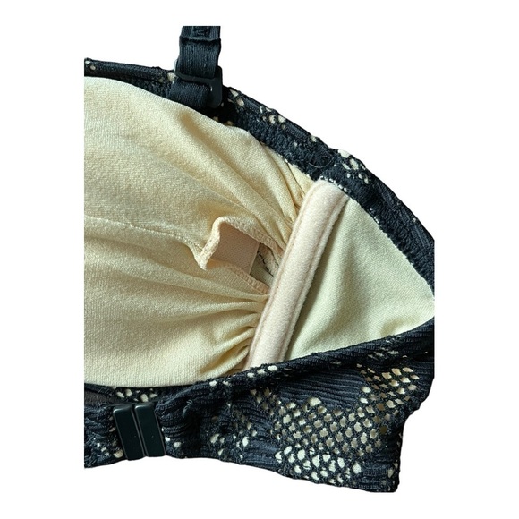 ASOS mesh Bikini Small black bandeau & bottoms - Picture 5 of 9